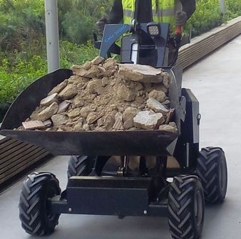 vacuation de gravats dans chantier de rhabilitation-tn